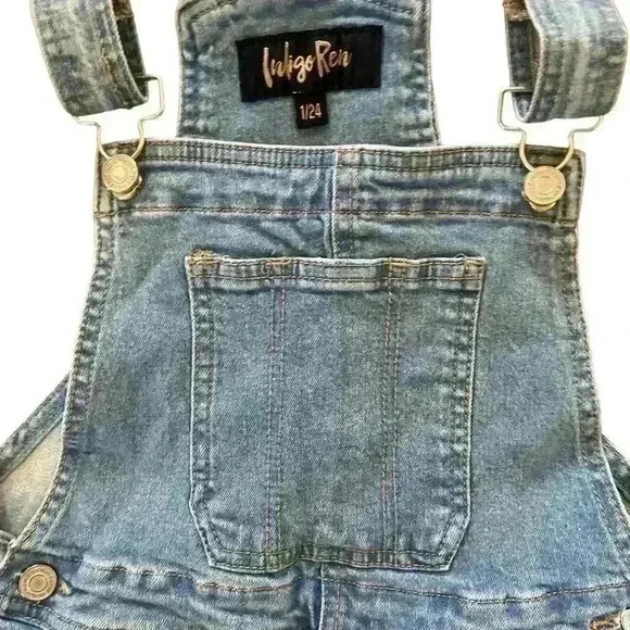 Indigo Rein Distressed Denim Jumper
Shortalls Overalls Shorts Size 1 (24) Casual - Picture 3 of 7